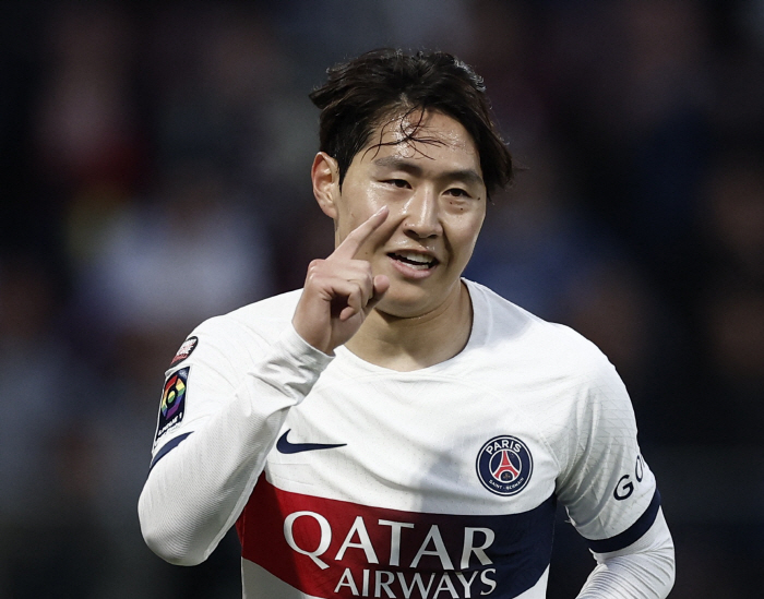 '충격' 손흥민, 레알 간 음바페 빈자리 채우나?...이번엔 '이강인의 …