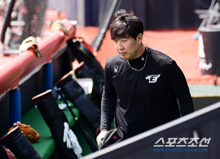 10점차 삼진 세리머니는 넘어갈 수 있었다, KT가 열받은 건 그 다음이…