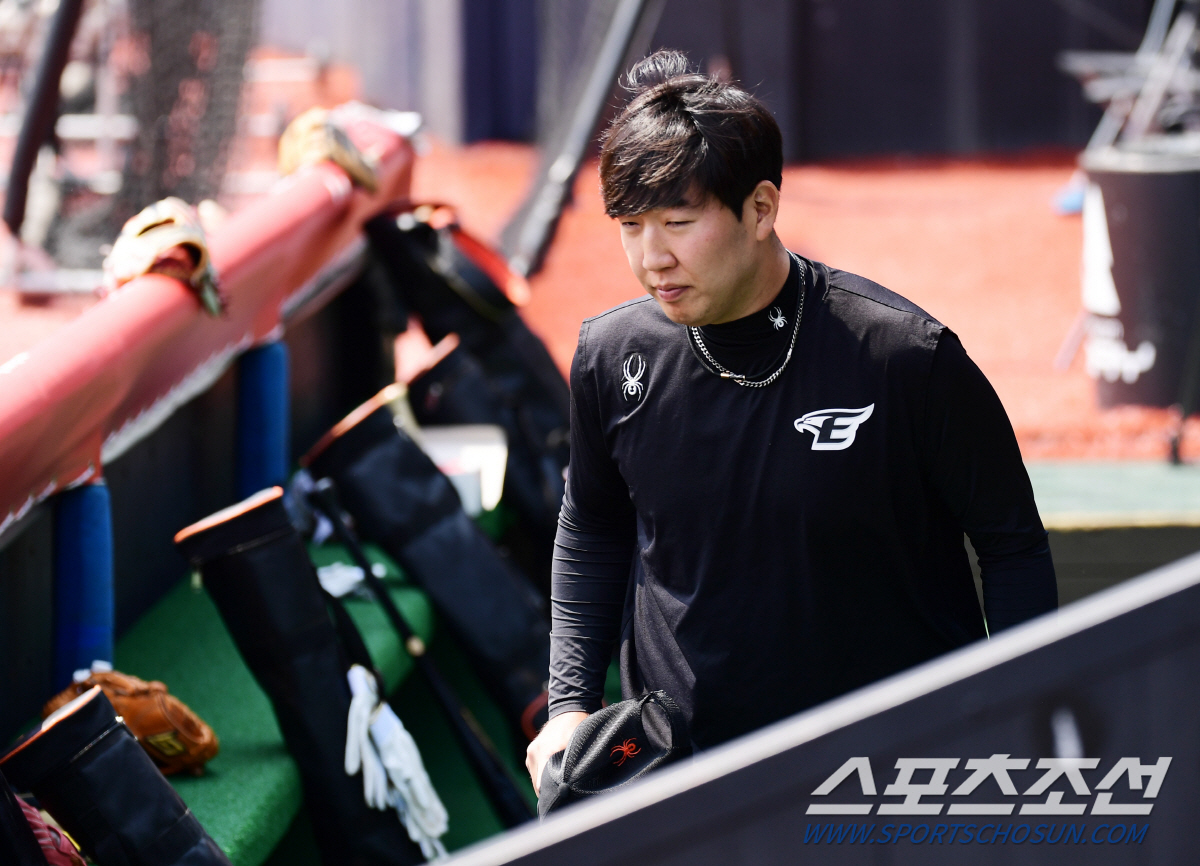 10점차 삼진 세리머니는 넘어갈 수 있었다, KT가 열받은 건 그 다음이…