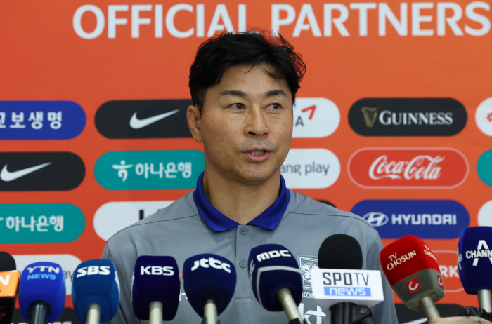 '개선장군' 김도훈 임시감독, 중국전도 '이기는 축구' 예고 → "즐거움…