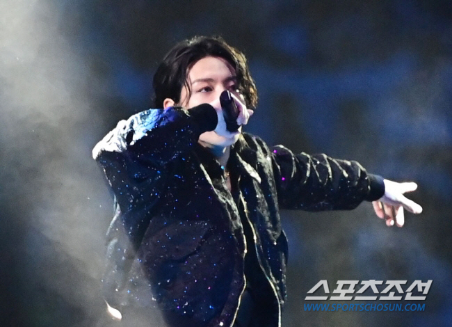 [SC이슈]BTS 정국, 군 복무 중에도 아미 사랑…"곡 선물 좋아했으면…