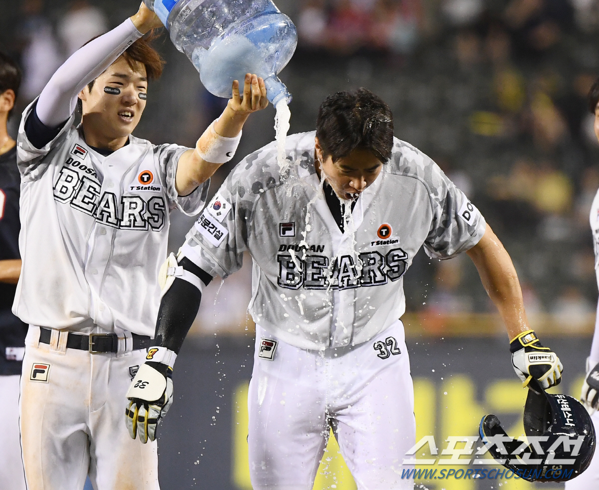 '이럴수가' KIA 59일만에 1위 내줬다…두산 4연승 선두 맹추격[잠실…