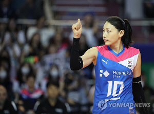 김연경, 6천여명 앞에서 태극마크와 작별…은퇴경기 13득점 승리