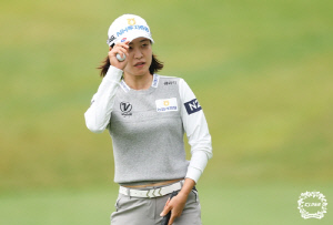 박민지, KLPGA 셀트리온 대회 2R도 선두…사상 첫 4연패 보인다(종합)