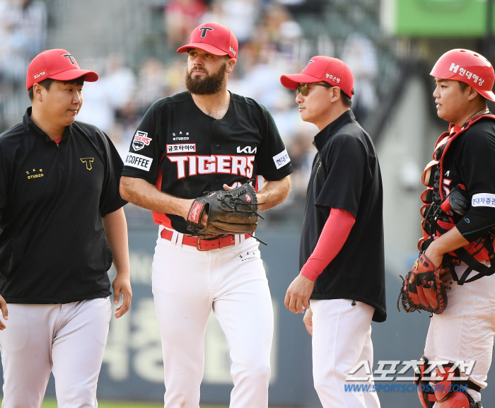 '3이닝 6실점' 데뷔전, 사령탑은 ‘긍정' 신호를 봤다…“가장 센 팀에…