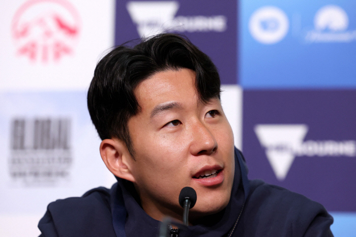'SON 말년은 메시와 함께?' 손흥민, 재계약 이후 전망까지 등장...…