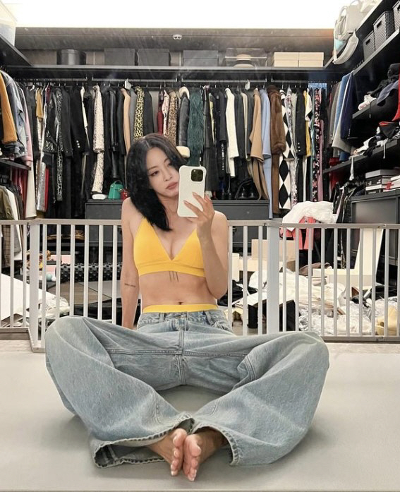43세 한예슬, 브라톱에 드러난 파격 타투…결혼 후 더 과감해졌네