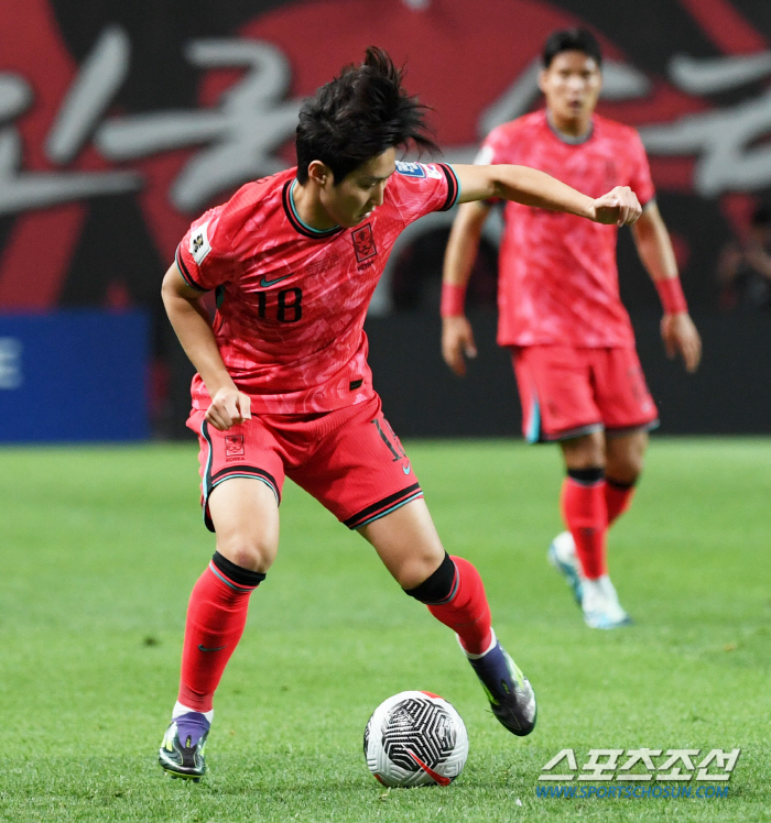 [중국전]'이강인 선제골→中 원정 팬 눈물' 韓 유종의 미 보인다, 1-…