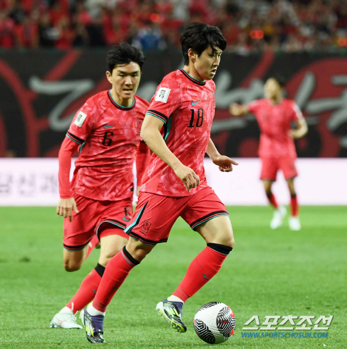 손흥민-이강인 또 번뜩이자 '만리장성'무너졌다…한국, 1-0 중국 격파+…