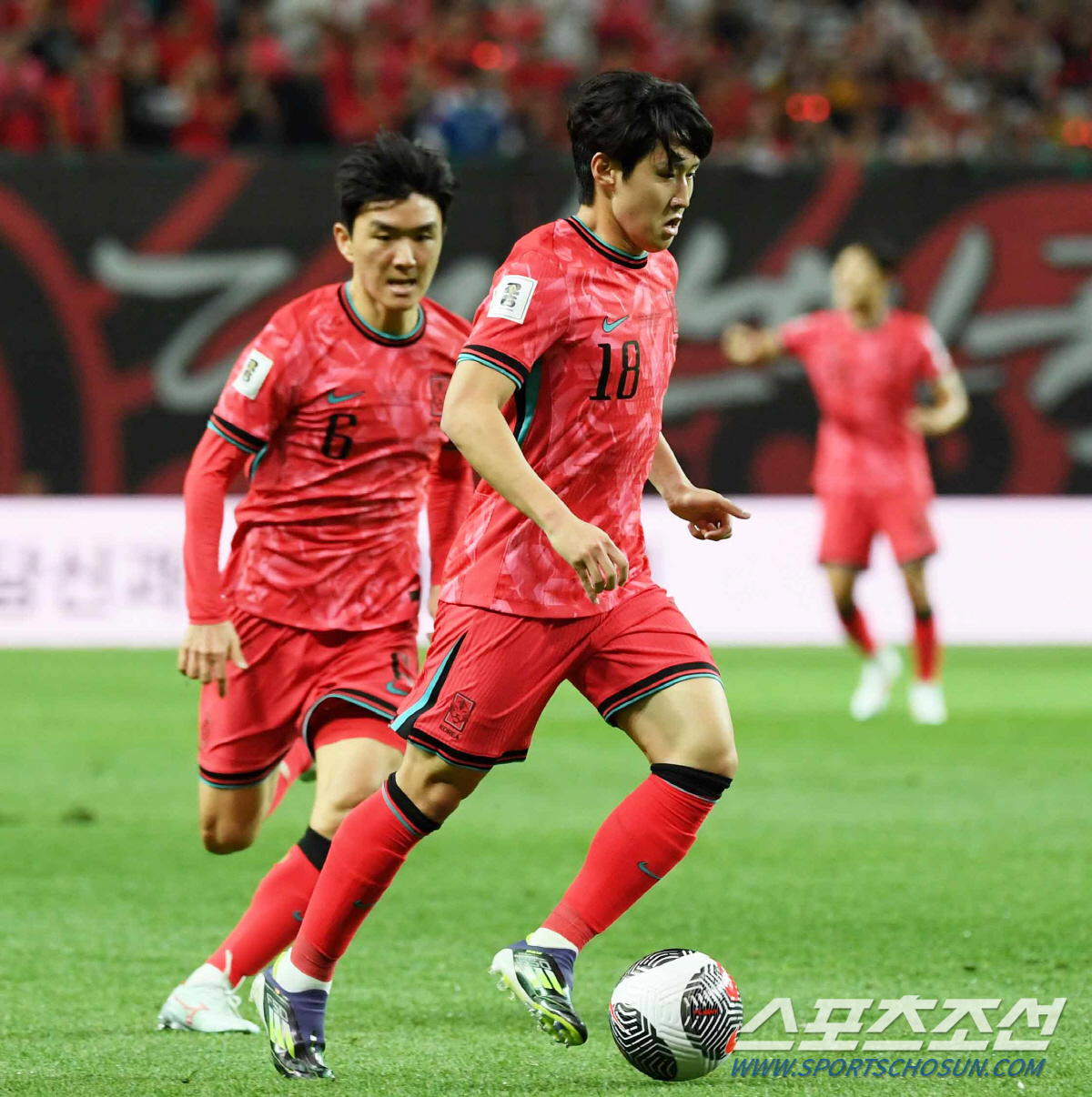 손흥민-이강인 또 번뜩이자 '만리장성'무너졌다…한국, 1-0 중국 격파+…
