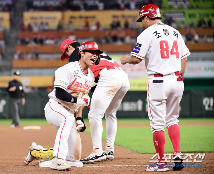 오심으로 돌입한 연장전, 그래도 웃었다! SSG, 갈길 바쁜 KIA에 역…