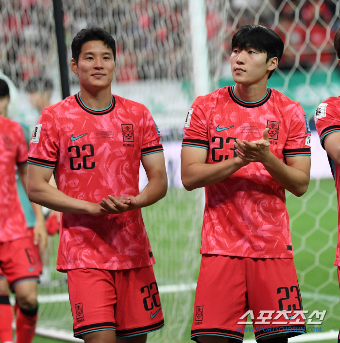 [현장 인터뷰]'스토크의 왕' 배준호 "흥민이형이 데뷔골 공에 '대한민국…