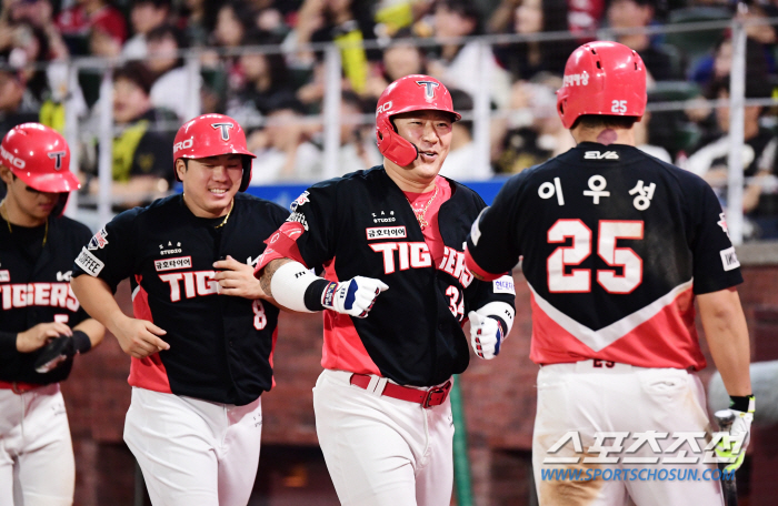 '5, 6, 7회 13득점 실화냐' 최형우 6타점 대폭발 KIA, 0-5…