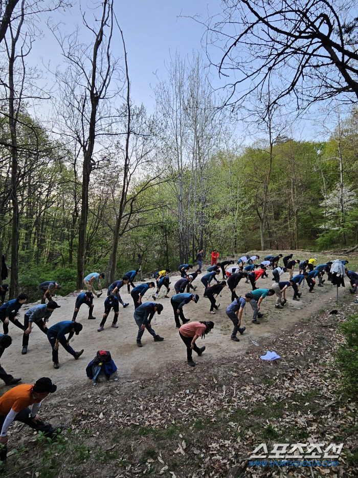 "韓알피니즘X안전산악교육의 요람"한국등산학교 빛나는 50주년,정규반100…