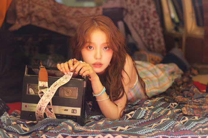 로시, 신곡 '해피 앤드' 티저 이미지 공개…한층 성숙해진 분위기