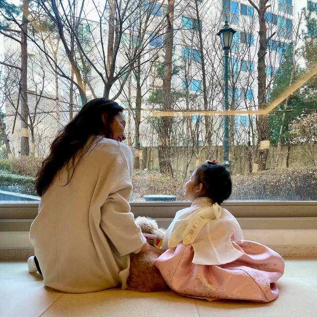 "노산의 아이콘" 이정현→최지우, 40대에도 임신·출산한 ★들 [SC이슈…