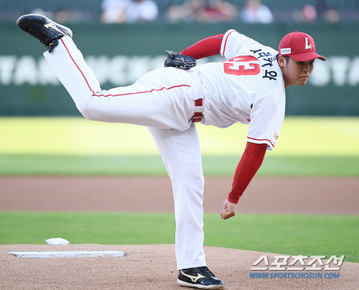 "솔직히 롯데팬들에게 쫄았어요" 日 시골 출신 독립리거의 KBO 적응기