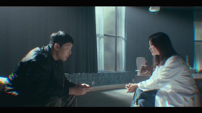 [SC리뷰]김희선, 소름 끼치는 흑화 미소…미쳐버린 엔딩('우리, 집')