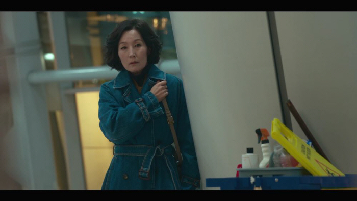 [SC리뷰]김희선, 소름 끼치는 흑화 미소…미쳐버린 엔딩('우리, 집')
