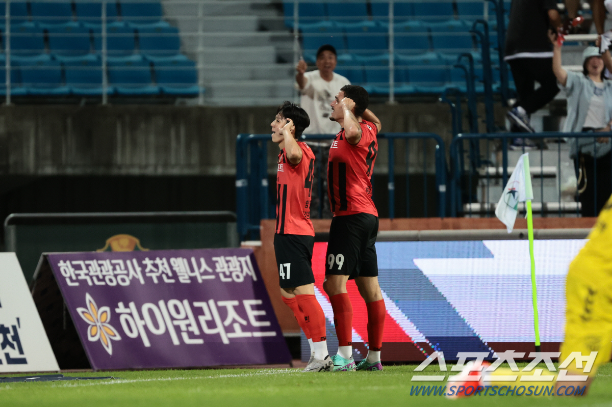 "'슈퍼루키'양민혁 미쳤다!" 강원,수원FC에 3대1승,5연승X깜짝선두 …