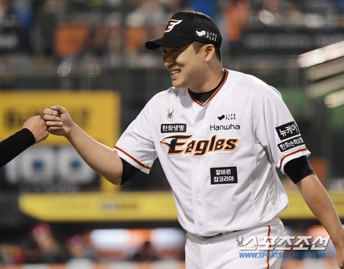 감독이 기억했던 그 스윙 찾았나…한화 필승조 돌아온다, 18일 등록 예정…