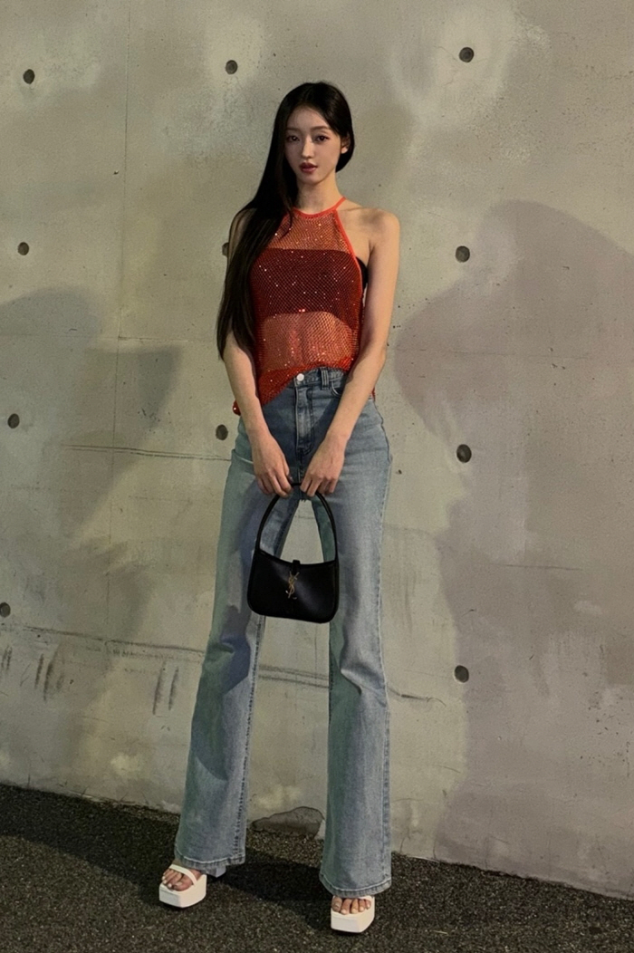 오마이걸 유아, '개말라' 미녀의 정석…'납작배'에 기럭지까지 '깜짝'