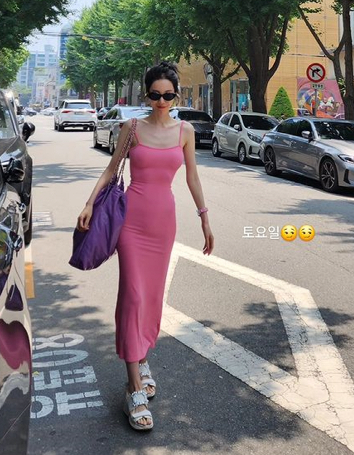 "개말라 미녀란 이런 것"…신주아, 슬렌더 몸매 '완벽 뒤태' 시선강탈