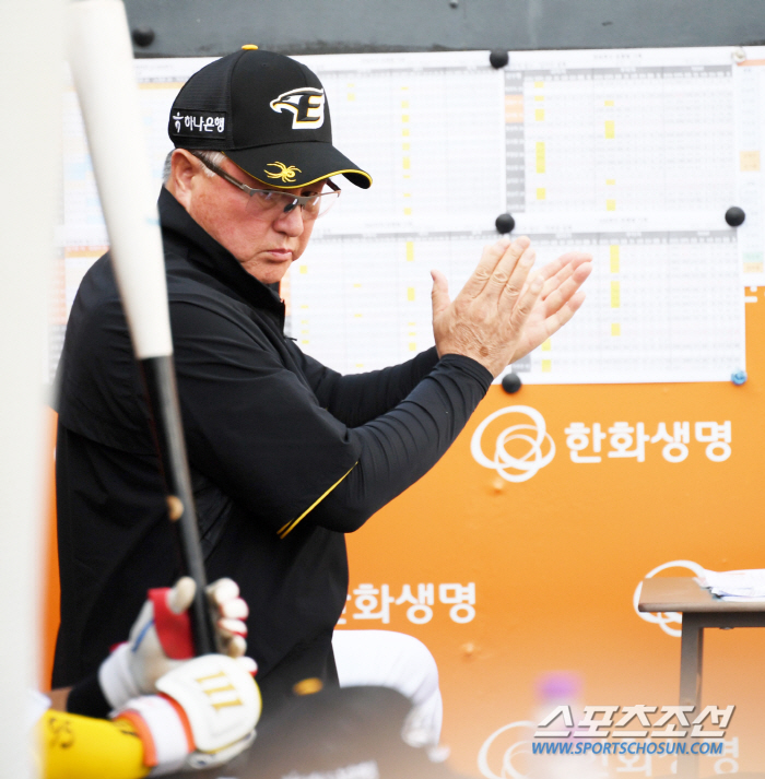 "좋은 경기 보여드리고 싶었는데"…6G에 이뤄진 '달의 대전 염원'