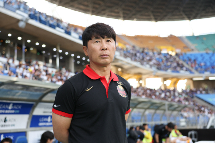 [현장인터뷰]김기동 감독의 미소 "린가드 대견, 다른 선수보다 더 슈팅 …