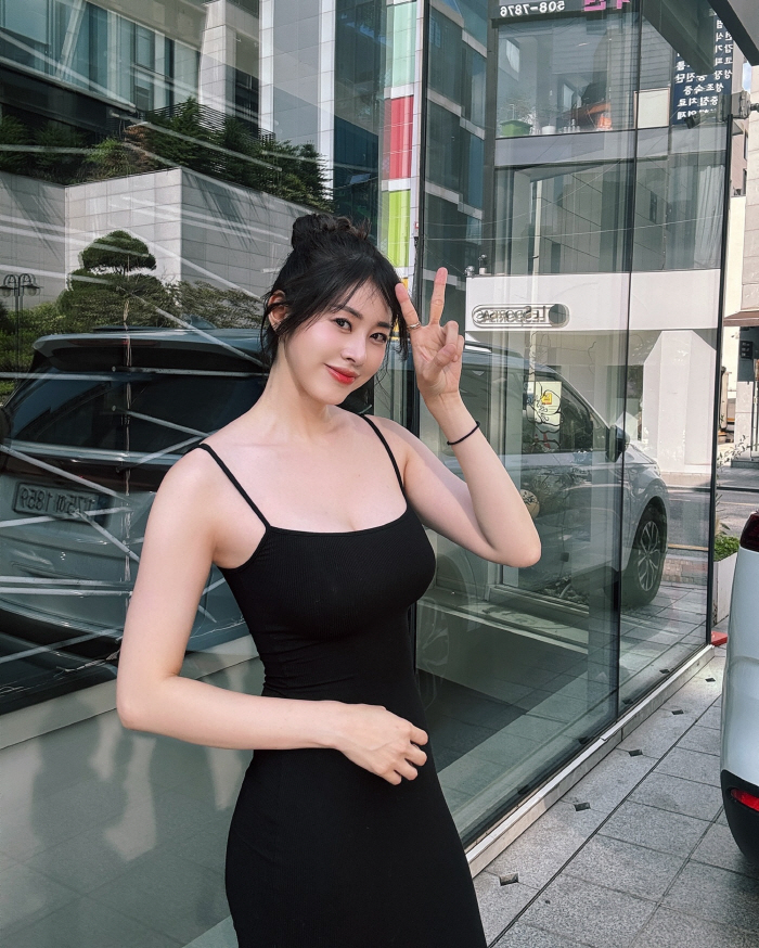 '뼈말라 트렌드 따위'…서동주, 역대급 글래머 몸매 자랑