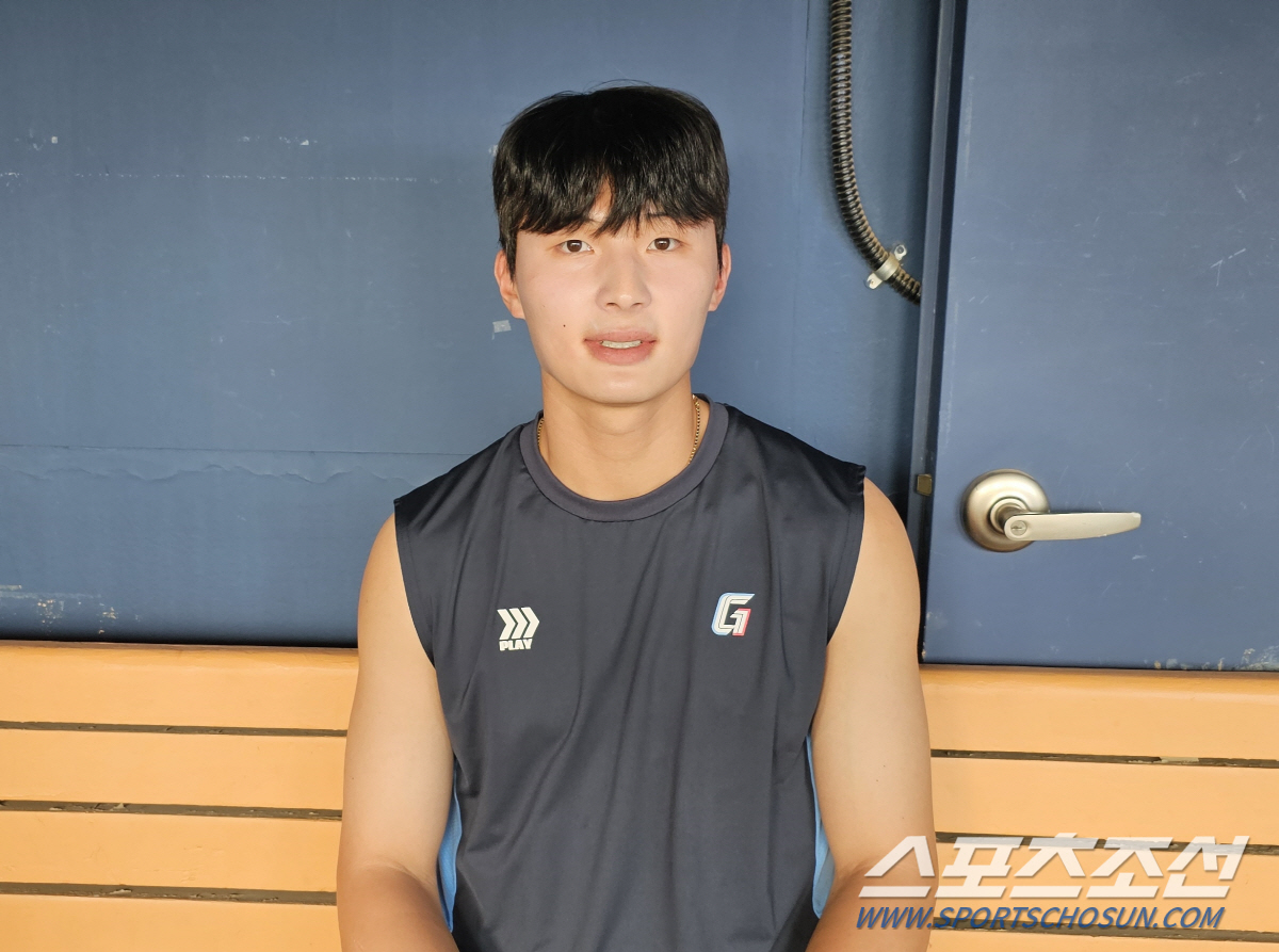 '홈런은 2배+2루타는 이미 작년만큼' 롯데 자존심 살린 국대 외야수, …
