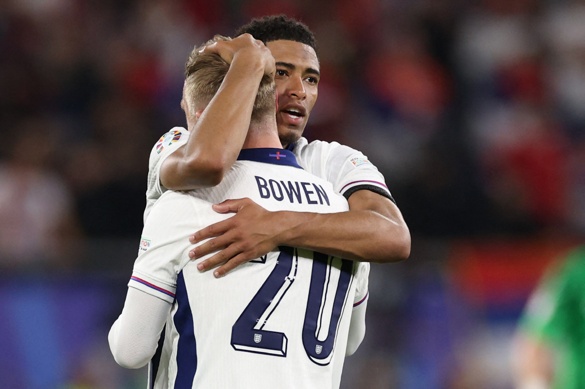 거짓말! 너 2003년생 아니지?...벨링엄 세계 최고 등극 기세, 베컴…