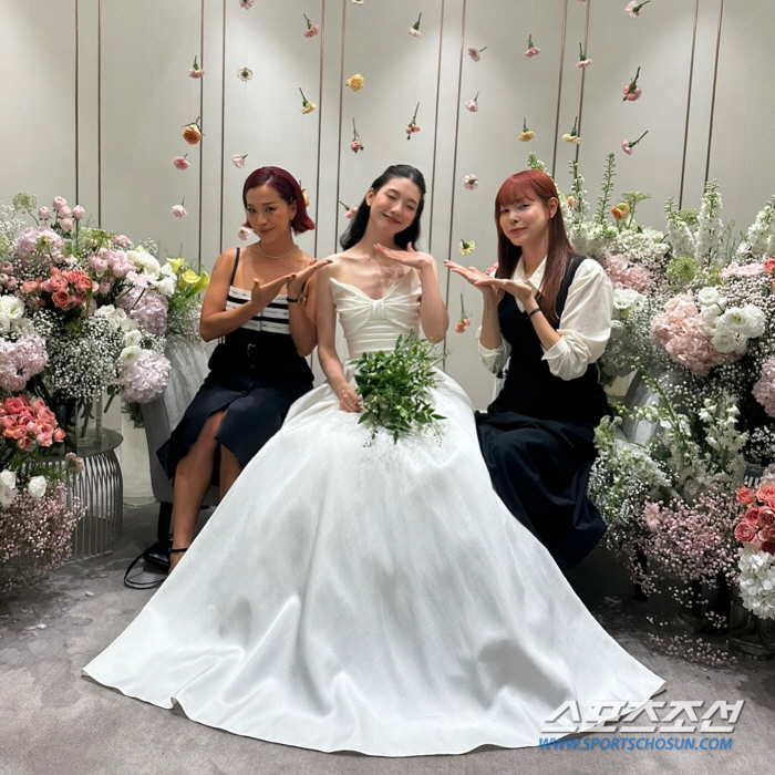 [SC이슈] 손흥민-조규성, 이현이까지? 톱스타 총출동한 김진경♥김승규 …