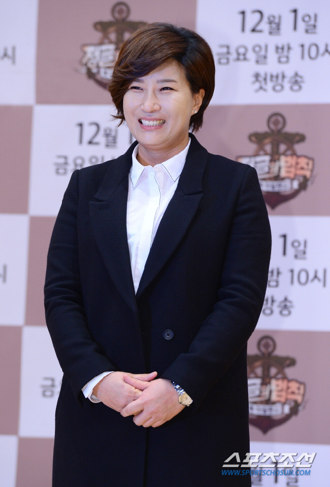 [SC이슈] '부친 고소' 박세리, 오늘(18일) 기자회견 연다…"과대 …