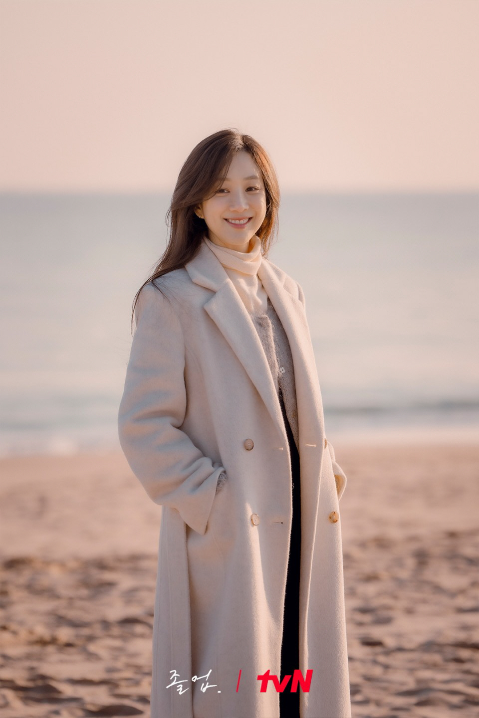 [SC이슈] 진짜 스타강사 같아요..정려원 '졸업'으로 인생캐 경신