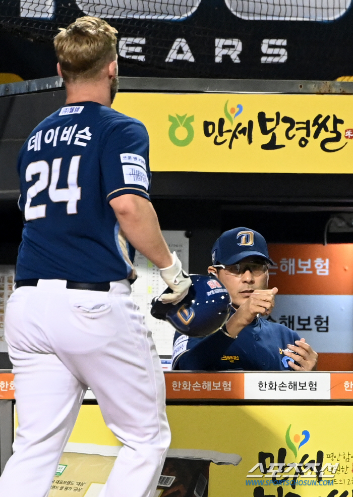 일본에서 실패한 타자가 홈런 단독 1위? 구단의 과감한 모험이 통했나
