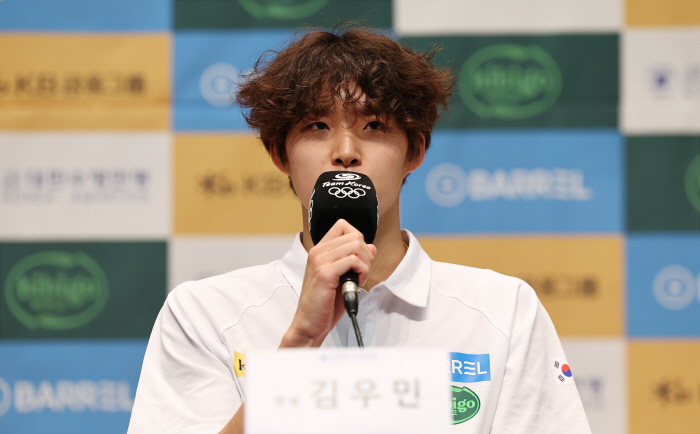 "韓수영 파리서 12년만에 다시 포디움!" 黃선우X金우민 '황금세대 브라…
