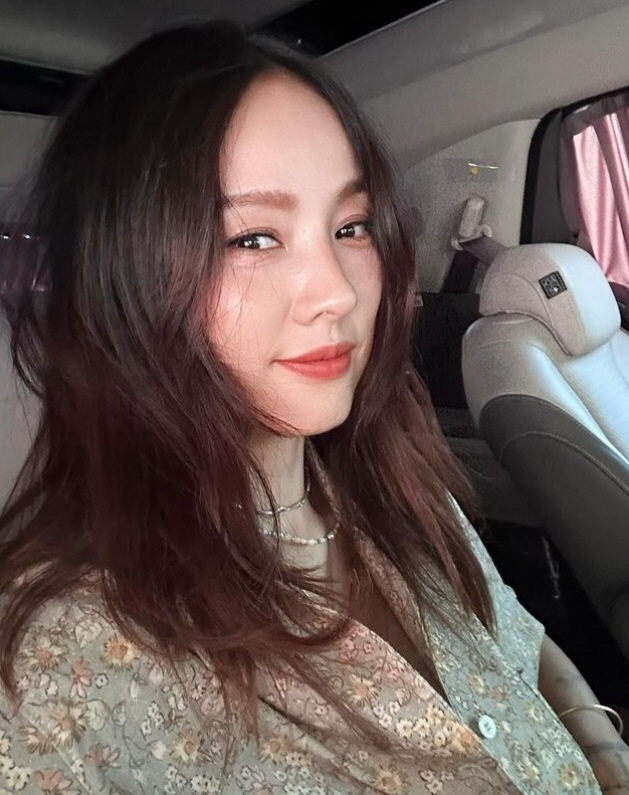 이효리, 친언니 따라 화가로 데뷔하나?…수준급 그림 실력에 감탄만