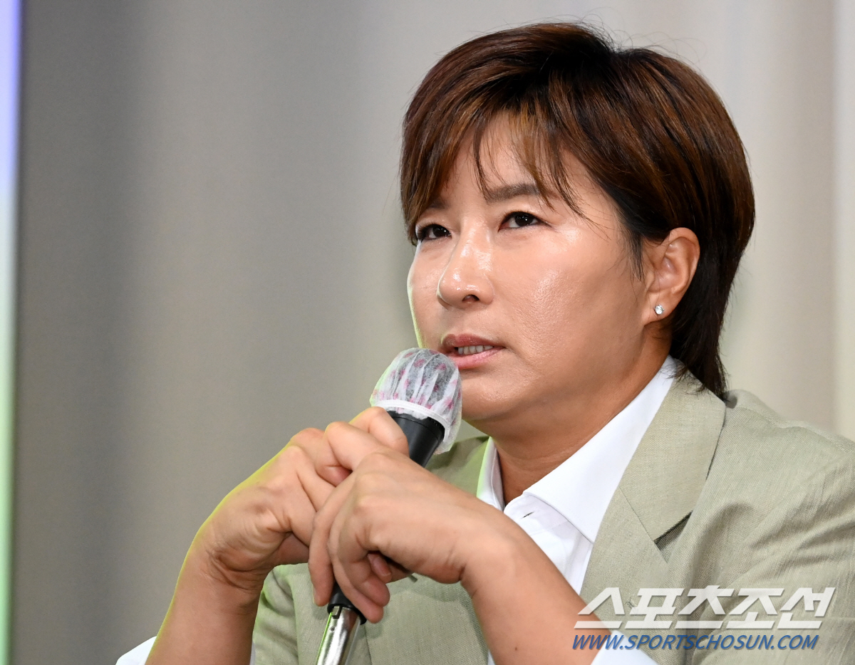 "안 울거라 생각했는데…" 꼬리에 꼬리를 무는 부채, 父와의 '손절' 결…