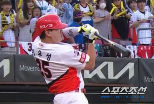 "완전히 돌았네요." 체크스윙 오심으로 0-0이 2-0으로... KIA에…
