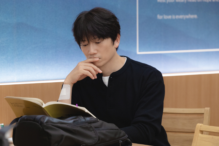 지성, 15㎏ 감량 이유 있었네…이런 노력에 ♥이보영도 반하지 ('커넥션…