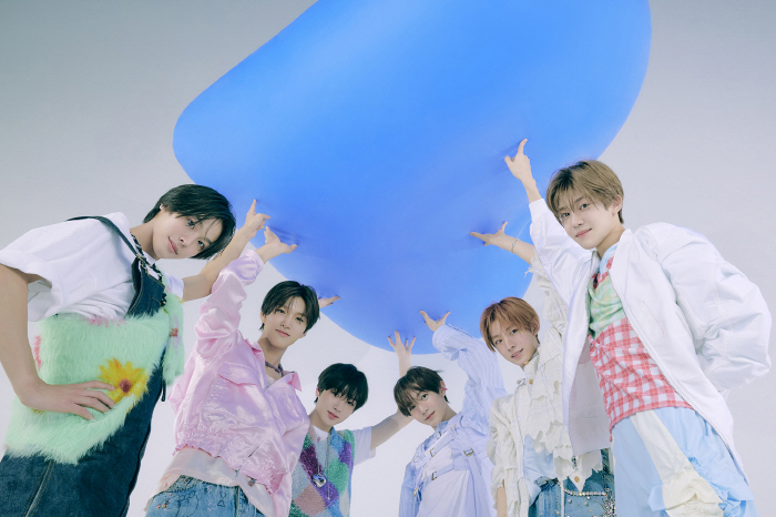 NCT 위시, 신곡 '송버드'로 청량&네오 팀컬러 굳힌다…날갯짓 동작이 …