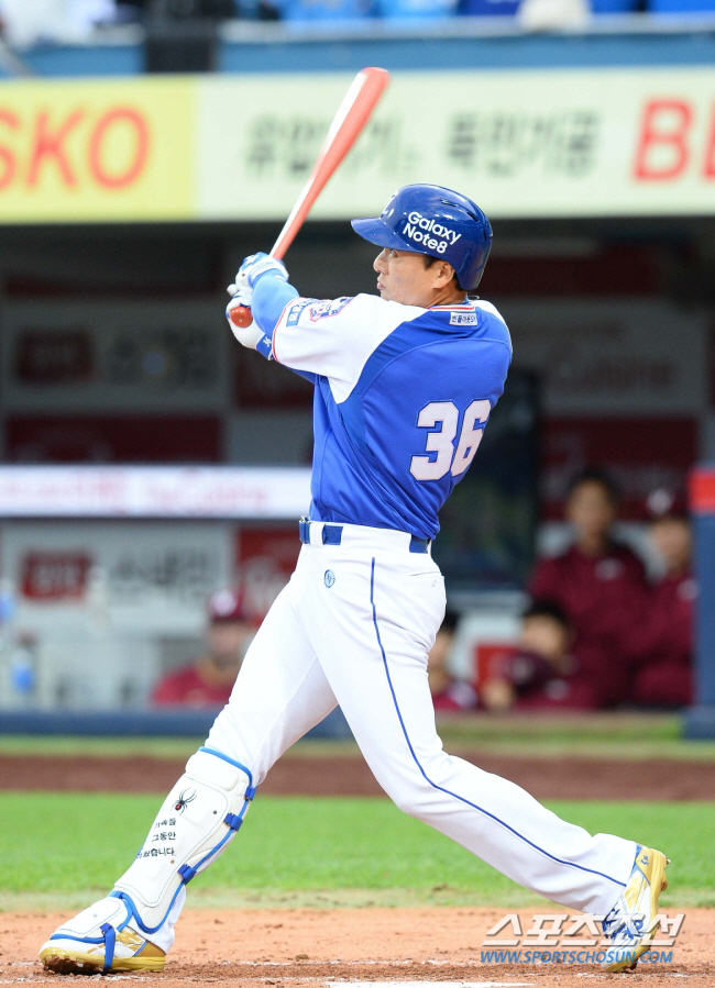 'KBO 최초 5만 안타'의 위엄, '최다' 박한이-이승엽 넘을 현역 안…