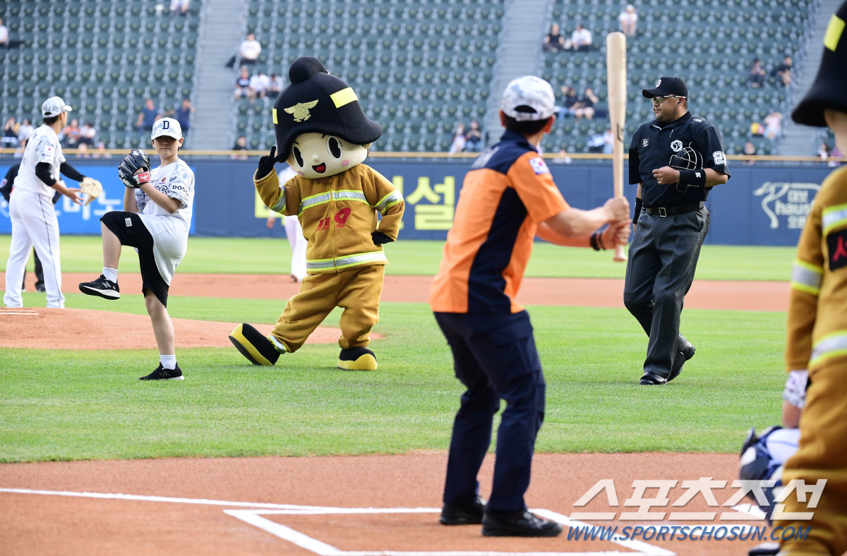 말로만 하지 않는다, 이게 바로 '찐사랑'...회장님이 관중석으로 올라간…