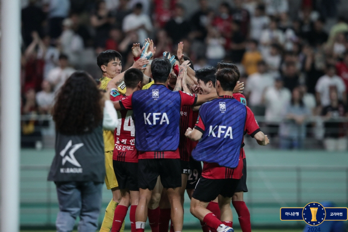[현장인터뷰]'코리아컵 8강 진출' 김기동 감독 "욕심 내지 않았다면 2…