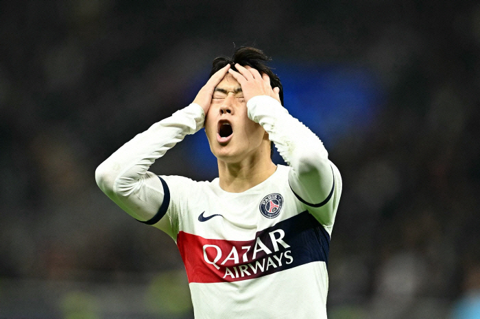 이강인 최악 소식...PSG, ‘드리블 천재’ 03년생 프랑스 엘리트 유…