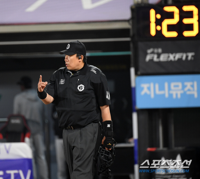 억울한 KBO, 하지만… '현장과 구단, 입장이 다르다' 진짜 '소통' …