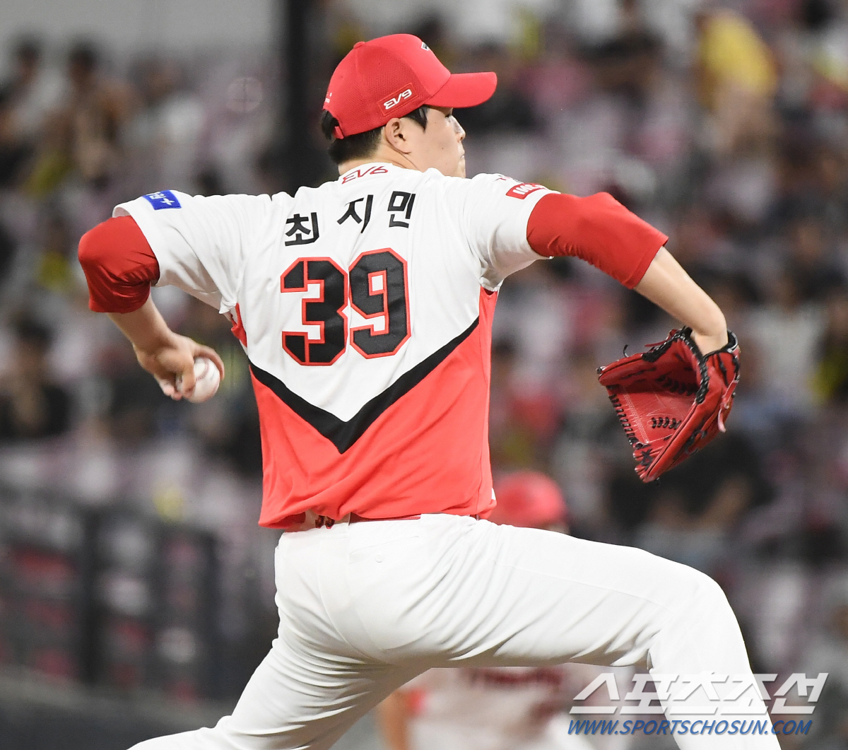 6점차에 최지민 장현식 등판 논란. "5점차 역전승이 제일 많은 팀" 꽃…
