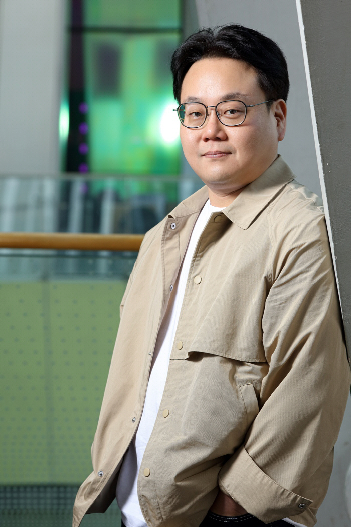 [인터뷰①] '핸섬가이즈' 남동협 감독 "지인들이 '너 같은 영화' 만들…