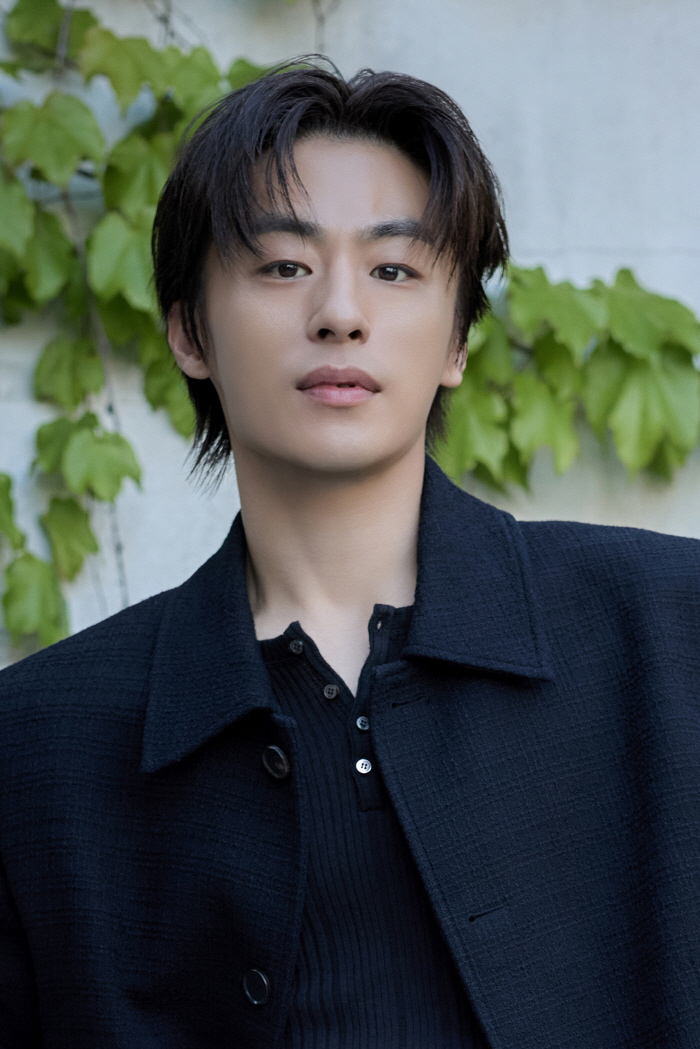 [인터뷰⑤] 구교환 "송강과 러브라인? 창문 열어주는 팅커벨 같은 존재"…